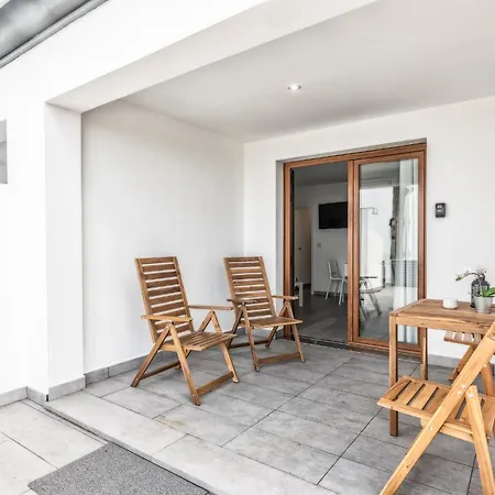 Cerca Nueva Apartment